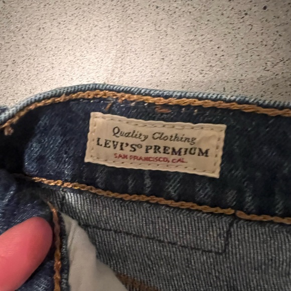 Levis Button Fly short denim shorts - Picture 4 of 4